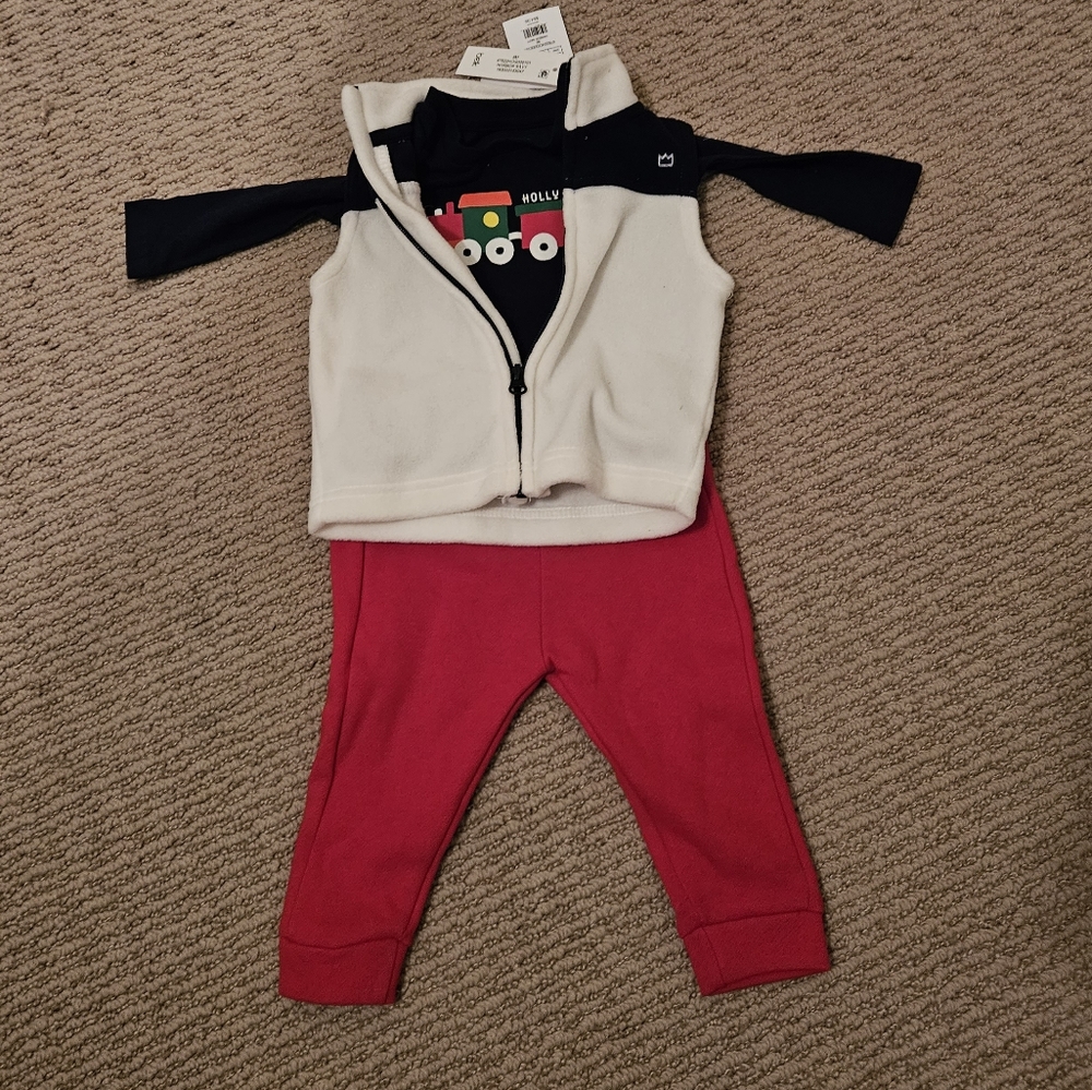 Crown & Ivy 6 month old holiday set
